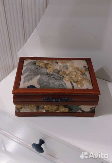 Шкатулка дерево/гобелен