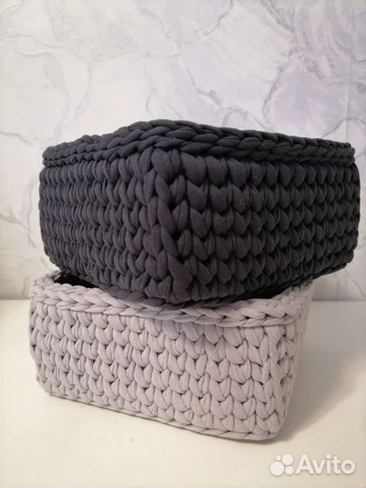 Корзинки вязаные квадратные