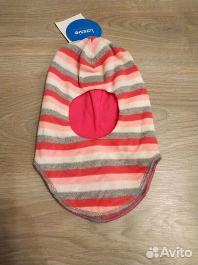 Шапка шлем новая lassie 46