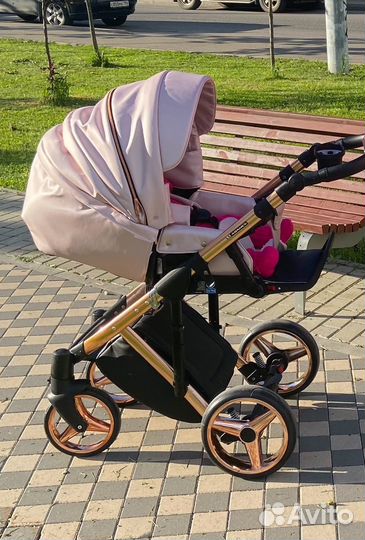 Коляска Adamex Chantal 2в1