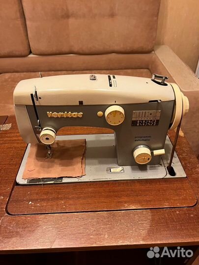 Швейная машина veritas