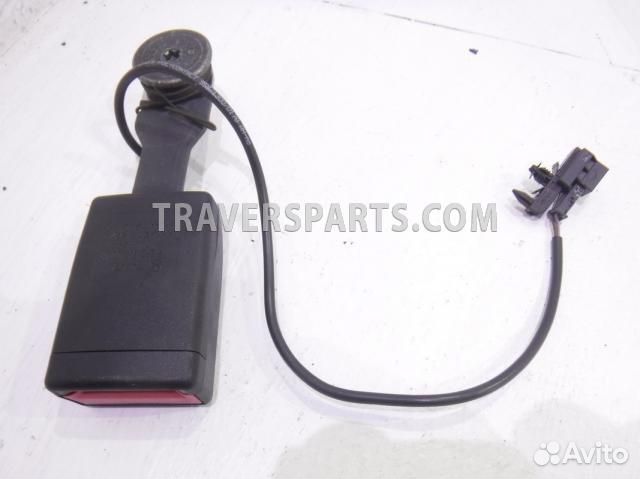 Замок заднего ремня безопасности