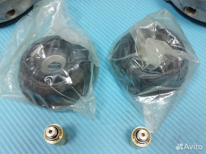 Комплект задних пневмобаллонов на touareg NF