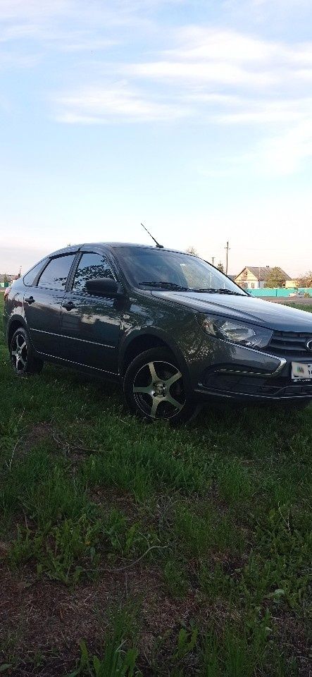ВАЗ (LADA) Granta: фото владельца