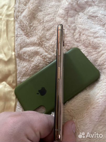 iPhone Xs, 64 ГБ