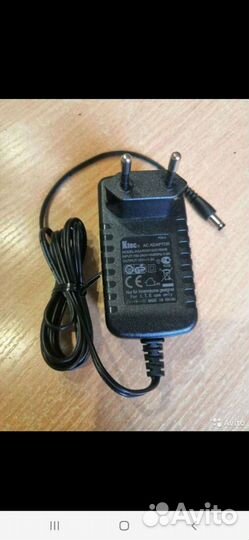 Блок питания 12В 1.8А