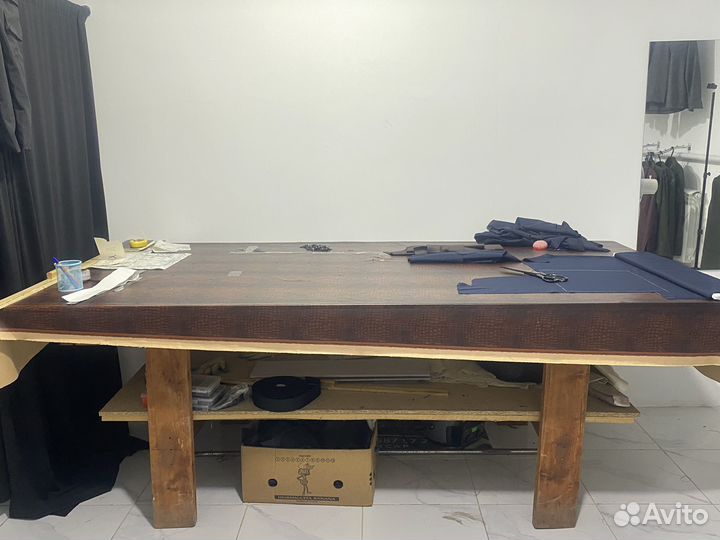 Швейный стол