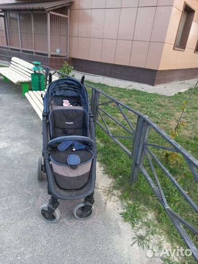 Прогулочная коляска