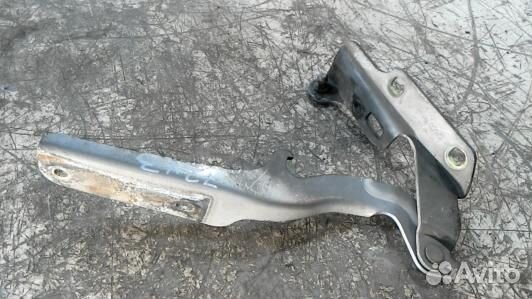 Петля капота nissan murano Z50 (72X03D501)