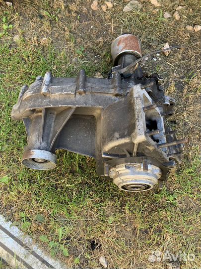 Раздатка на mitsubishi pajero 2 3-х дверка