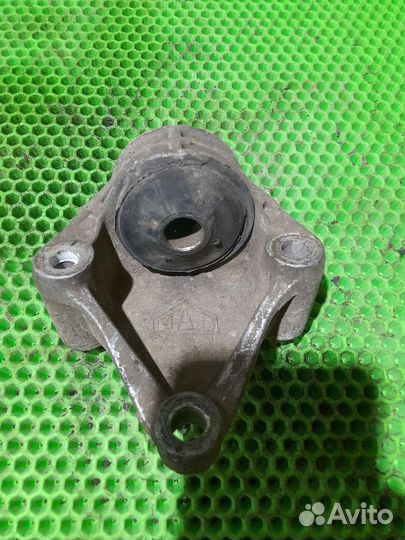 Кронштейн крепления сабли Ваз Лада 2108-2115 LADA