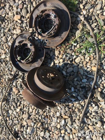 Кожух тормозной задний toyota alphard 2002 аль