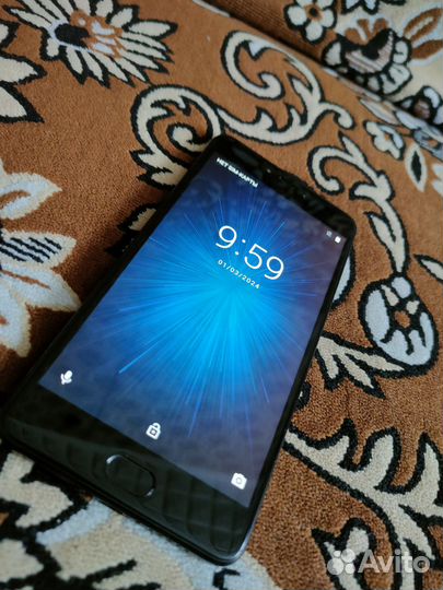 Leagoo T5, 4/64 ГБ