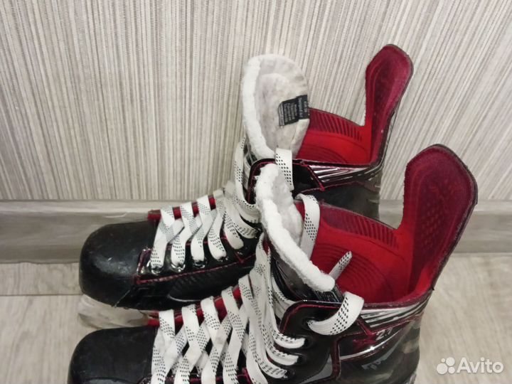 Хоккейные коньки bauer vapor X2.7