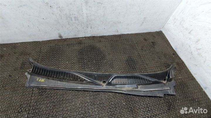 Жабо под дворники Chevrolet Tahoe, 2001