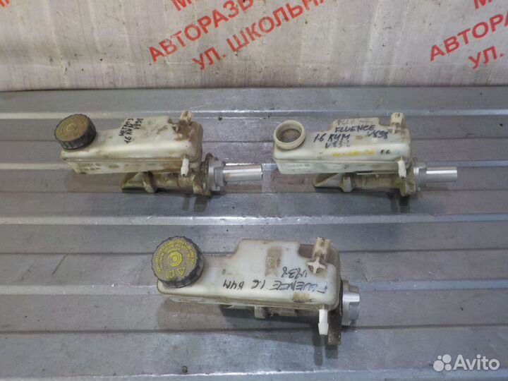 Главный тормозной цилиндр Рено Меган 3 / Флюенс