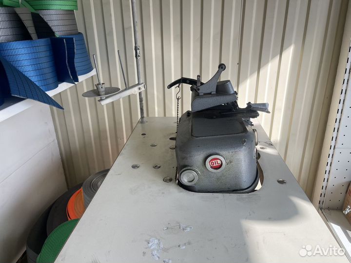 Стационарный ковровый оверлок Emery EM 252