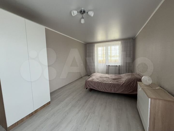 1-к. квартира, 42 м², 3/3 эт.