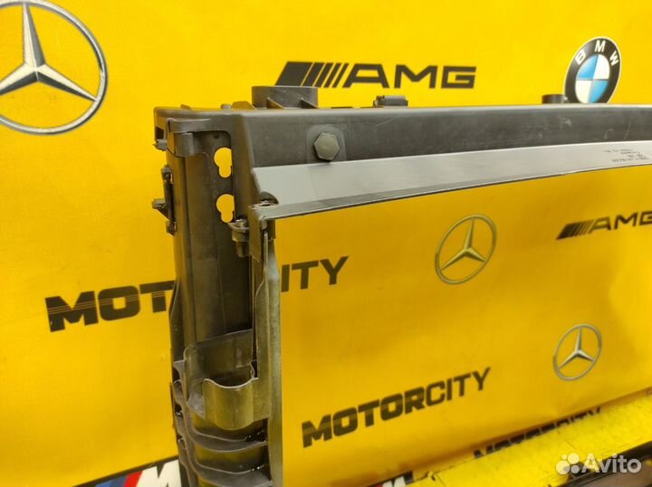 Дефлектор радиатора Bmw 550I E60 N62B48 4.8 2006