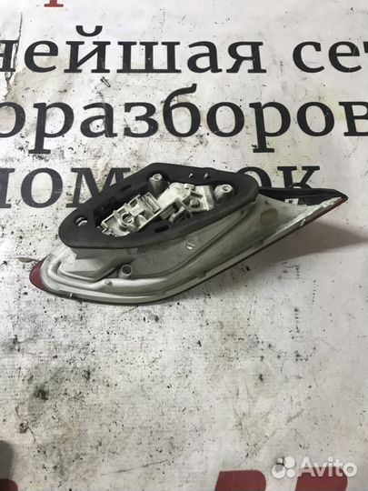 Фонарь задний внутренний правый Opel Astra