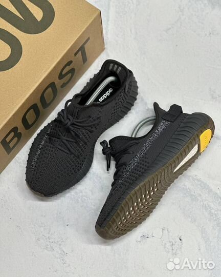 Кроссовки Adidas Yeezy boost 350 v2 размеры 41 47