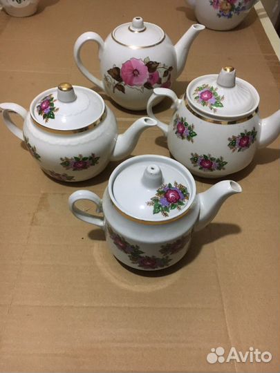 Заварочный чаник, сахарница