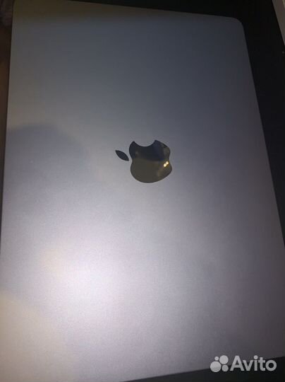 Apple MacBook air 2022 256gb m2