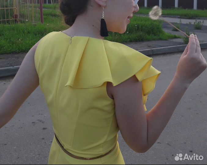 Нарядное платье для девушки 42(XS)