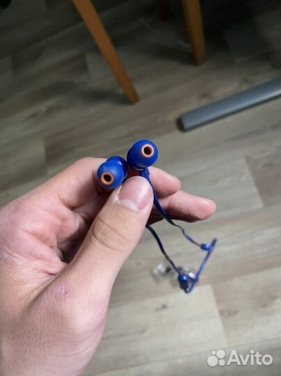 Беспроводные наушники jbl