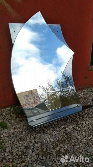 Зеркало хоть куда)