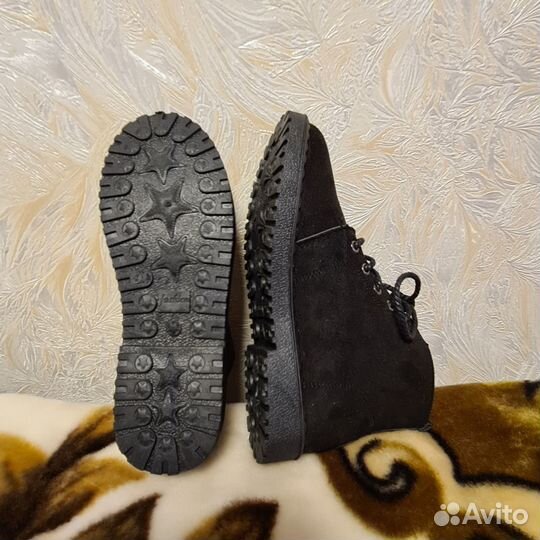 Ботинки женские 36 размер
