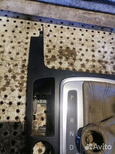 Рамка селектора АКПП Audi A4B8