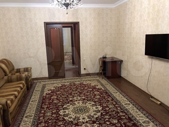2-к. квартира, 80 м², 5/5 эт.
