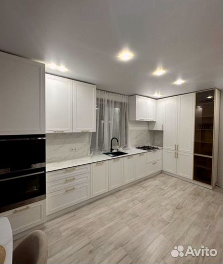 Кухни на заказ любой сложности