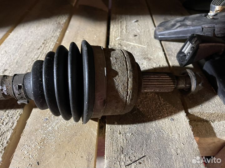 Привод передний правый renault kaptur