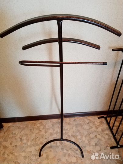 Вешалки, обувная полка