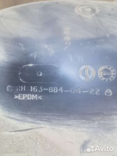 Подкрылок задний правый Mercedes w163 ml320