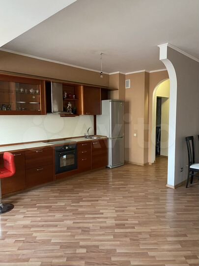 3-к. квартира, 93,2 м², 4/9 эт.