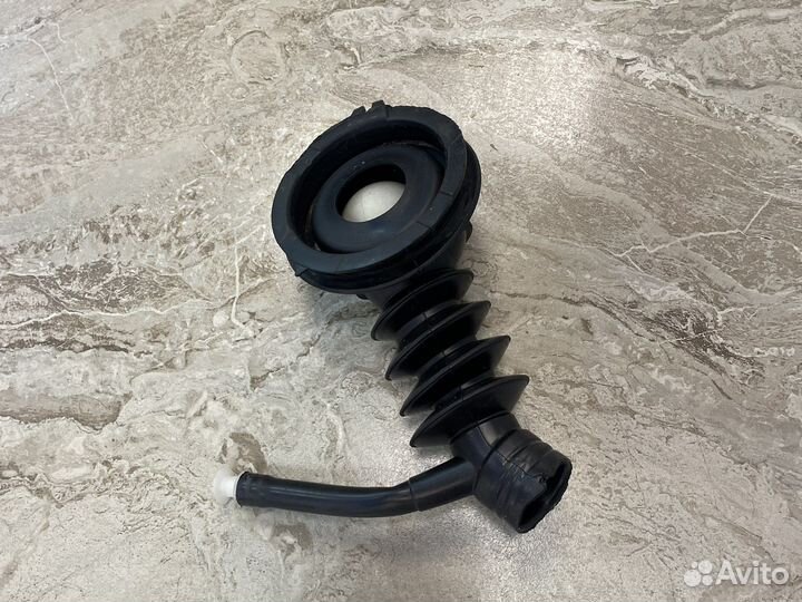 Патрубок стиральной машины Bosch от бака к насосу