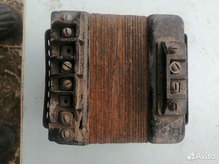 Понижающий трансформатор 220в - 12в