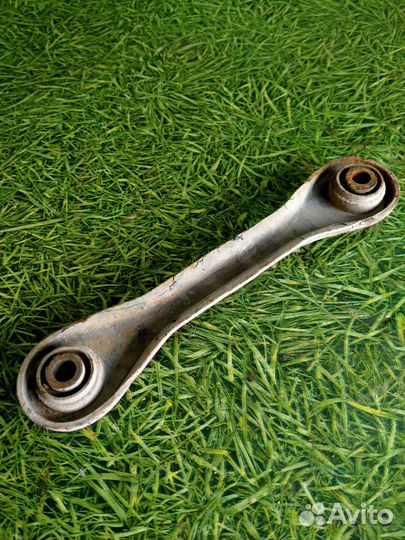 Рычаг левый нижний для Форд Фокус 1 1.6л 2003г