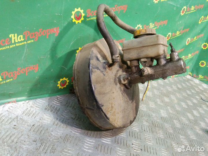 Вакуумный усилитель тормозов Nissan Sunny седан