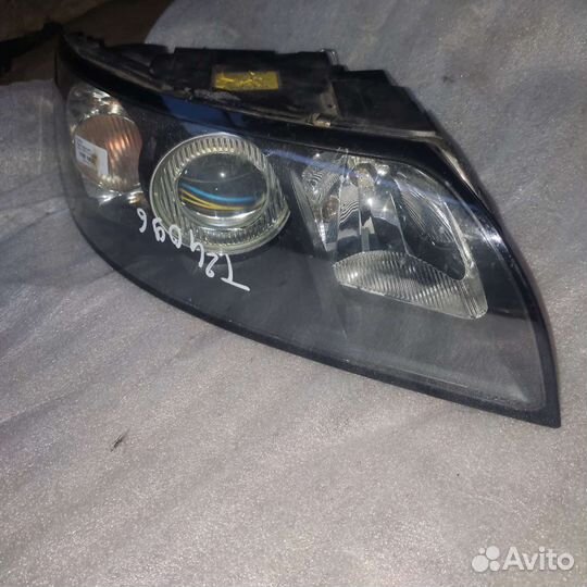Volvo s40 передние фары