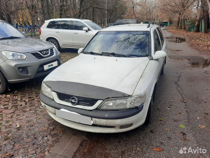 Opel Omega 2.0 МТ, 1994, 220 000 км