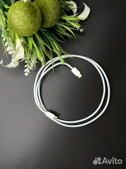 Кабель Apple USB-C Charge Cable