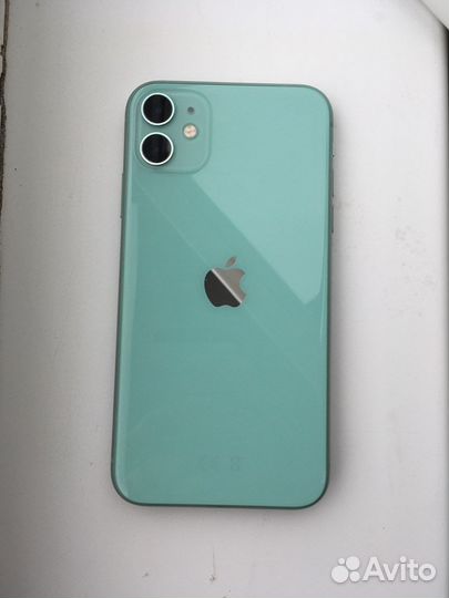 Смартфон Apple iPhone 11 64GB Green