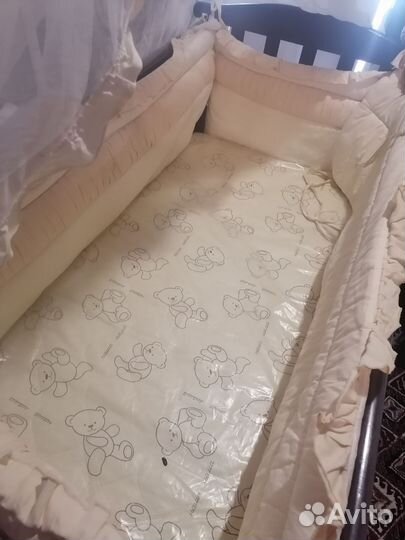 Детская кроватка
