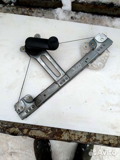 Стеклоподъёмник задний Рено Логан 1