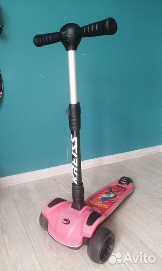 Самокат детский трехколесный