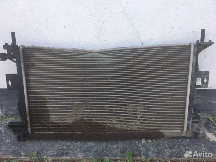 Радиатор охлаждения на ford focus 3 рестайлинг